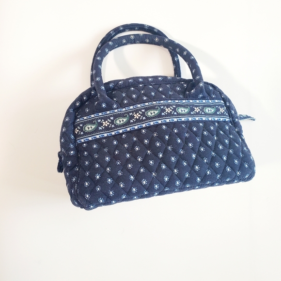 Vera Bradley Handbags - Vera Bradley quilted bag
